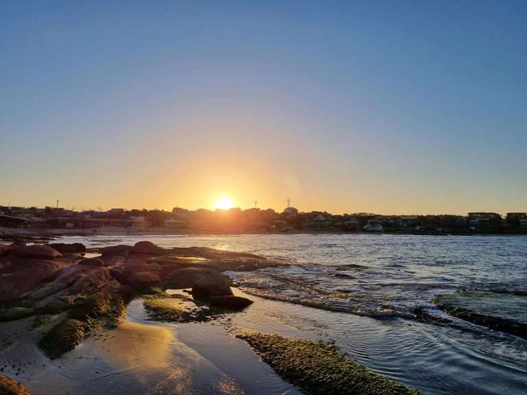amazing sunset punta del diablo