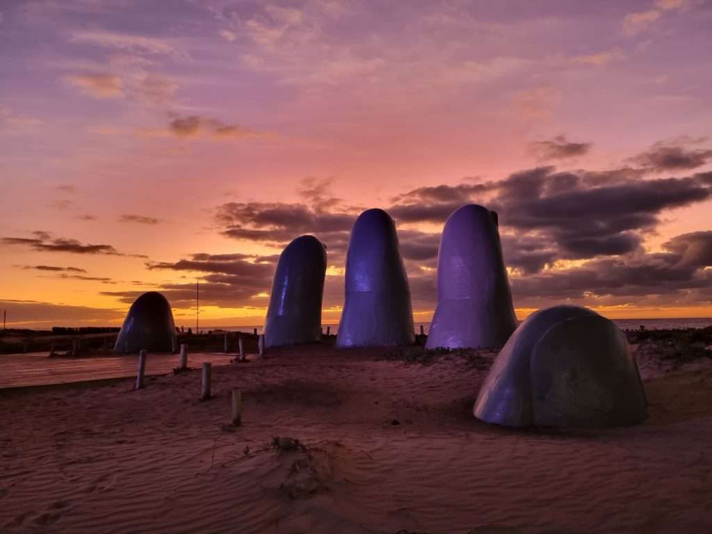los dedos in the sunset